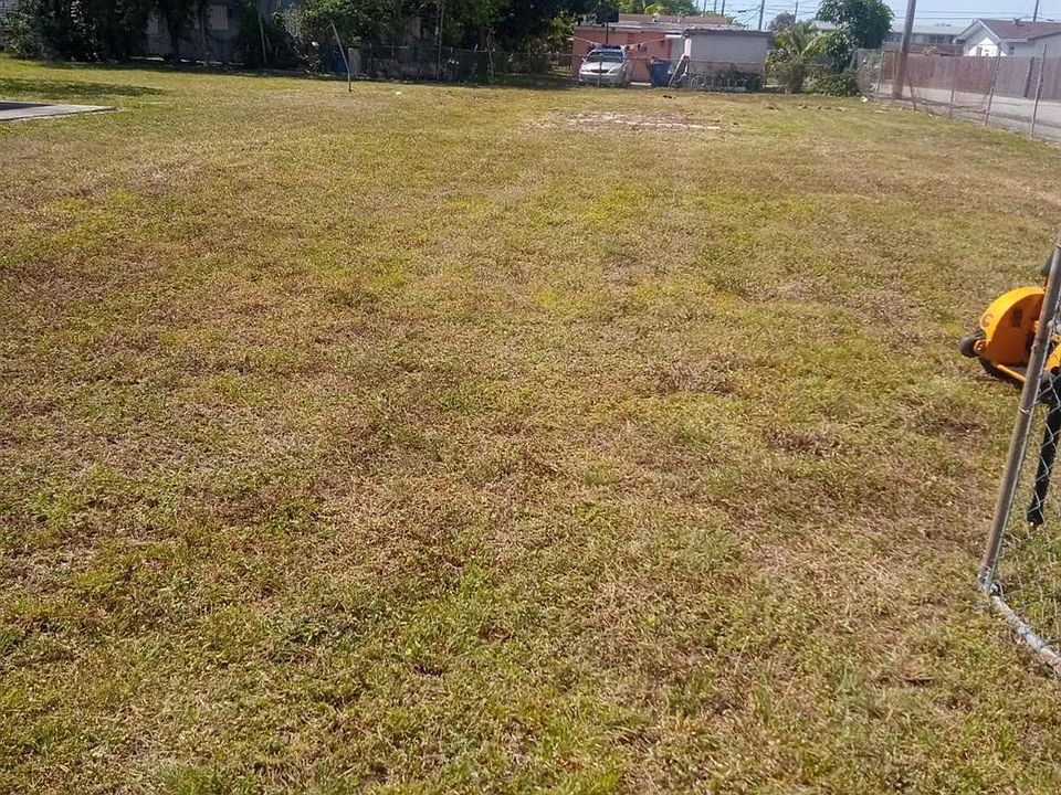 2nd image of 0 NW 7 Avenue