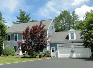 32 Little Pond Rd, Northborough, MA 01532