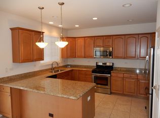 117 Birch Ln, Saint Charles, IL 60175