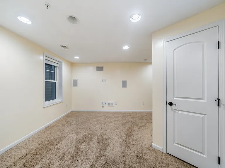 3114 Raintree Dr — Photo 23