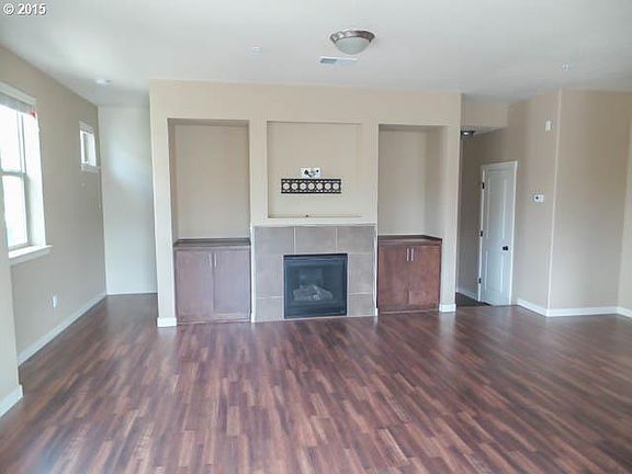 2nd image of 21401 NW Rockne Way Unit E