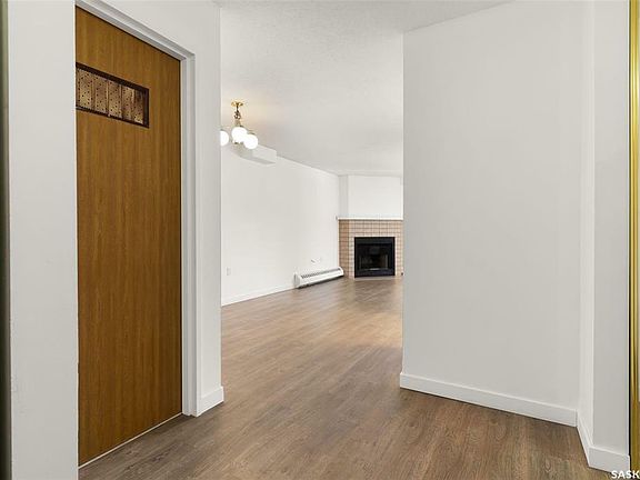 3rd image of 3410 Park St #220