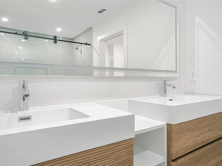 2353 Clarissa Dr NW — Photo 34