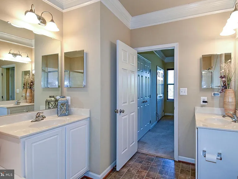3030 Chinkapin Oak Ln — Photo 13