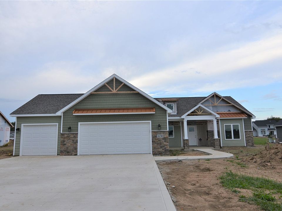 Welcome to 1130 E Dresin drive