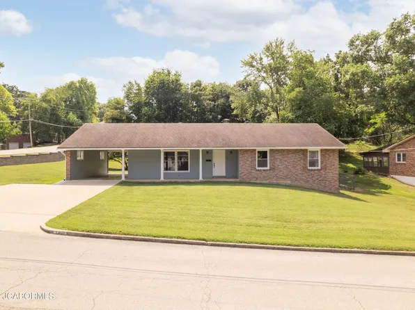 1301 Rosevalley Dr, Jefferson City, MO 65101