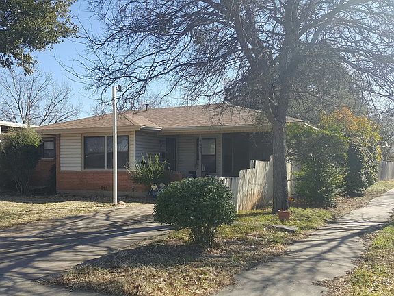 2nd image of 4525 Spencer Dr