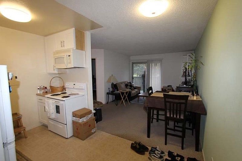 1st image of 1126 Cherry Ave APT 21