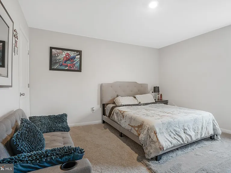 115 Bell Tower Ln — Photo 42