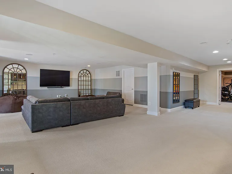 14202 Bentley Park Dr — Photo 41