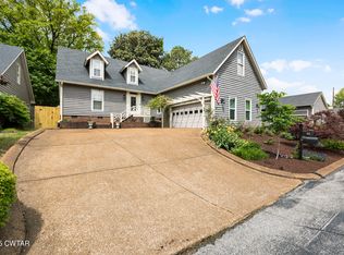 21 Broadmoor, Jackson, TN 38305