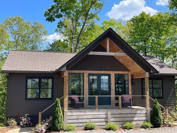 30 Highland Dr