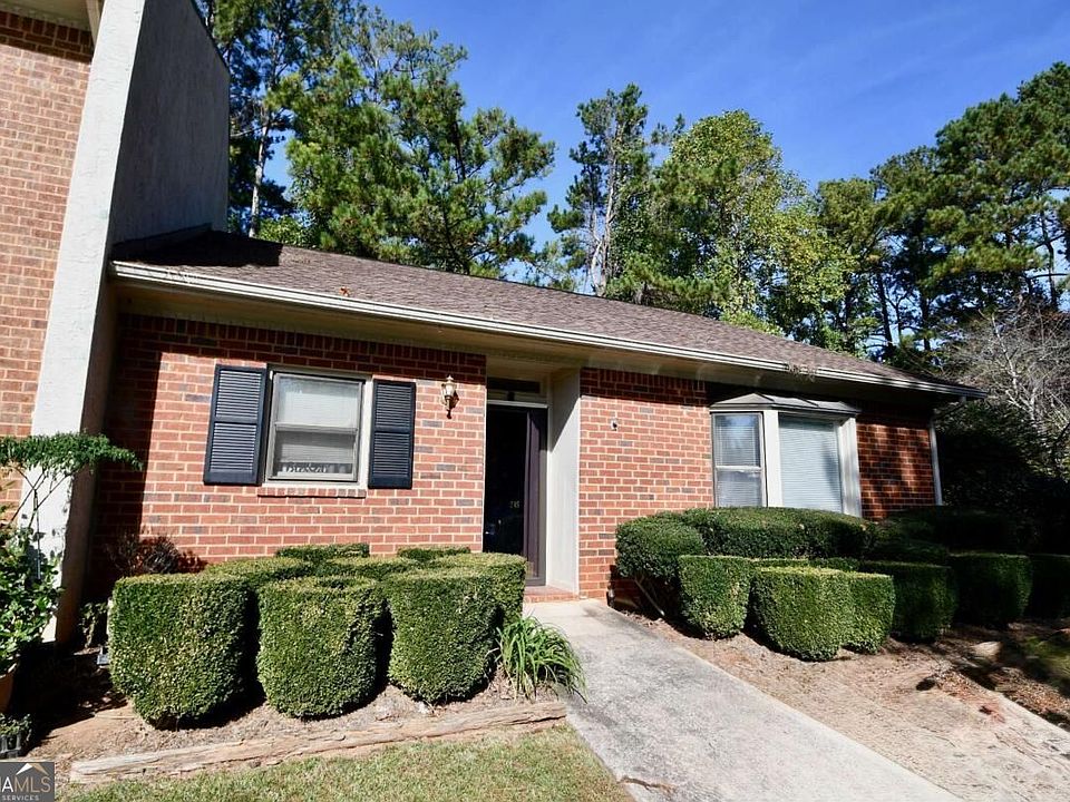 1st image of 250 Cleveland Rd APT 245