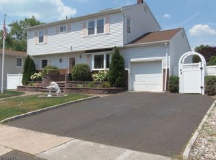 33 S Cadillac Dr, Somerville, NJ 08876