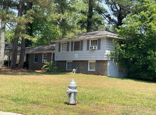 6082 Cristie Dr, Ellenwood, GA 30294