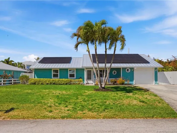 5605 SE Matousek St, Stuart, FL 34997