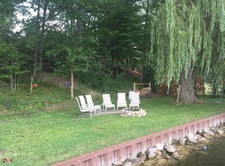 Railton Ln, Vicksburg, MI 49097