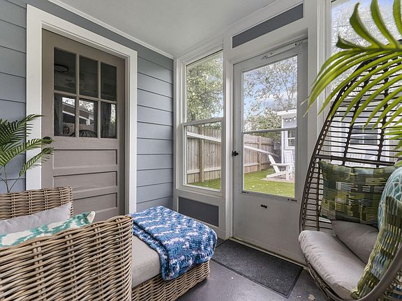 3rd image of 224 Grove St