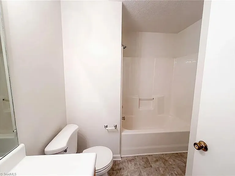 4235 Nestleway Ct #4235 — Photo 12