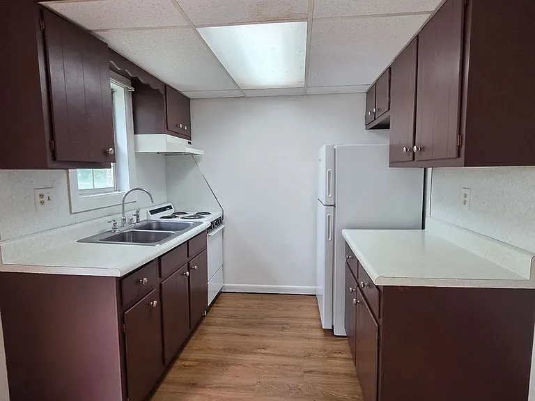 177 Ashford Dr — Photo 2