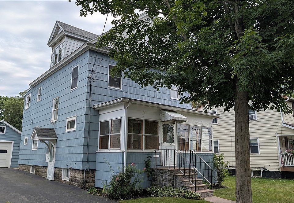 1st image of 110 Allen St