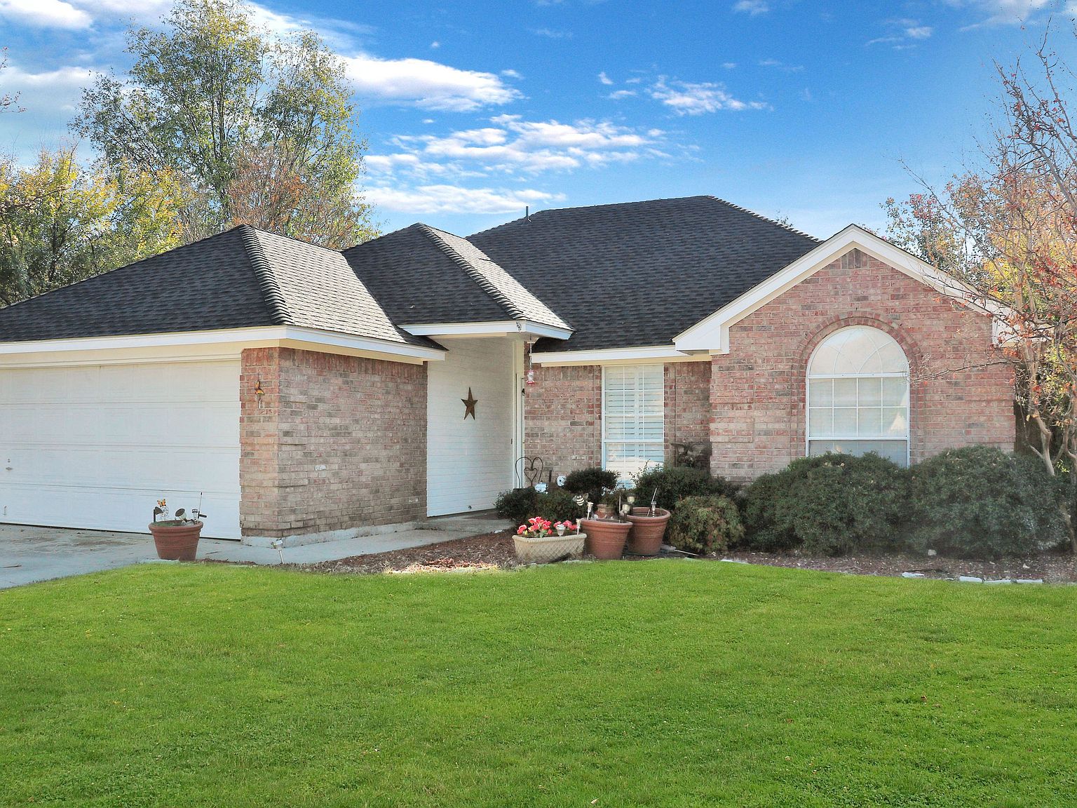 8924 Ashcraft Dr, North Richland Hills, TX 76182 Zillow