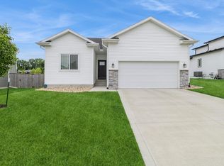 4213 Aldrin Ave, Ames, IA 50014