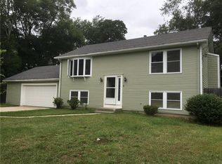 14 Burr Ave, Barrington, RI 02806