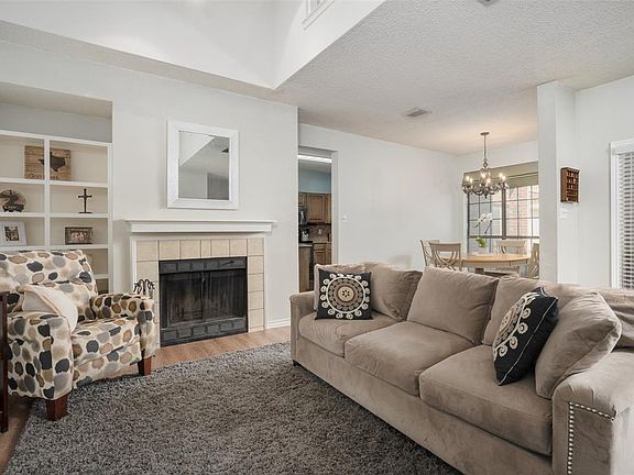 5th image of 205 Cimarron Trl APT 2