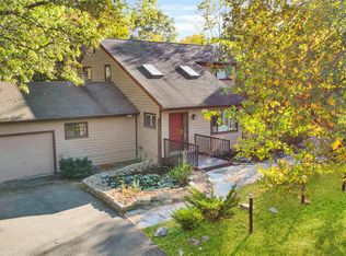 26 Hillside Ter, Wallkill, NY 12589