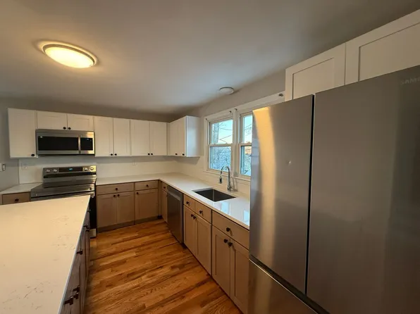 132 Hillside Ave, New Haven, CT 06512