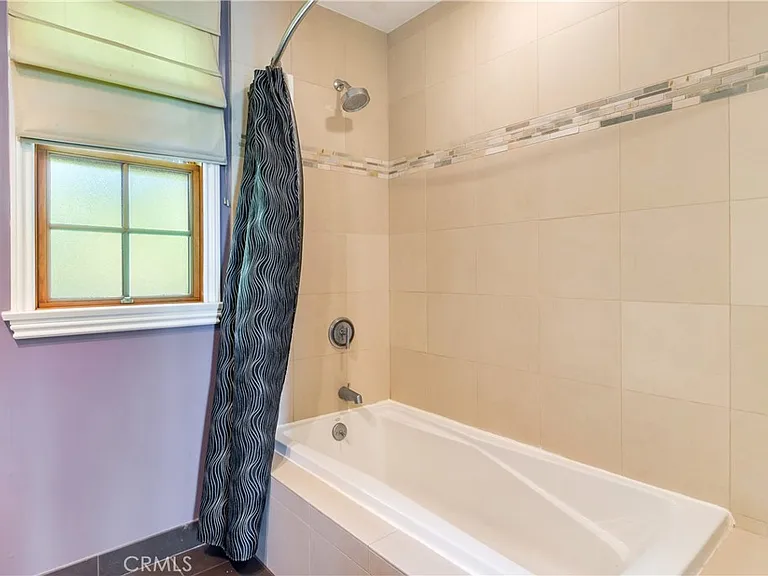 333 N Hill Ave #305 — Photo 13