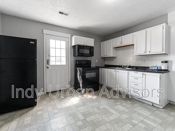 4th image of 1919 Southeastern Ave Unit 1