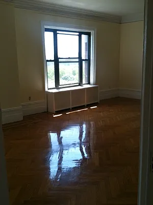Rented by Anthony Mariano, lreb | media 3