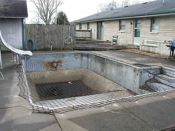 4th image of 526 Arrowhead Dr
