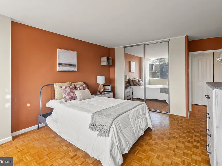1401 Pennsylvania Ave #208 — Photo 12