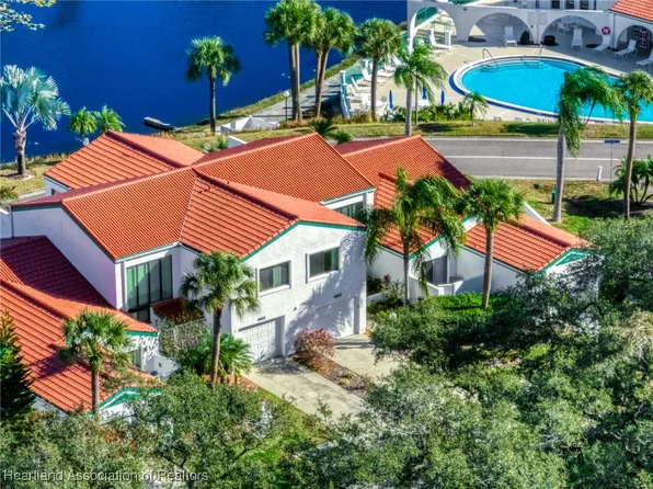 4663 Bluffs Hill Ct #V2-c, Sebring, FL 33870