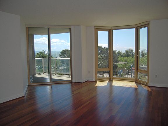 3rd image of 88 King St #42