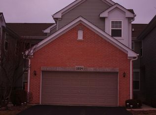 1034 Hummingbird Way #16F, Bartlett, IL 60103