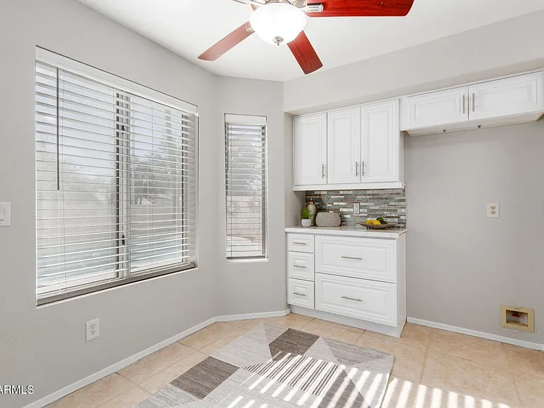 3611 E Windmere Dr — Photo 21