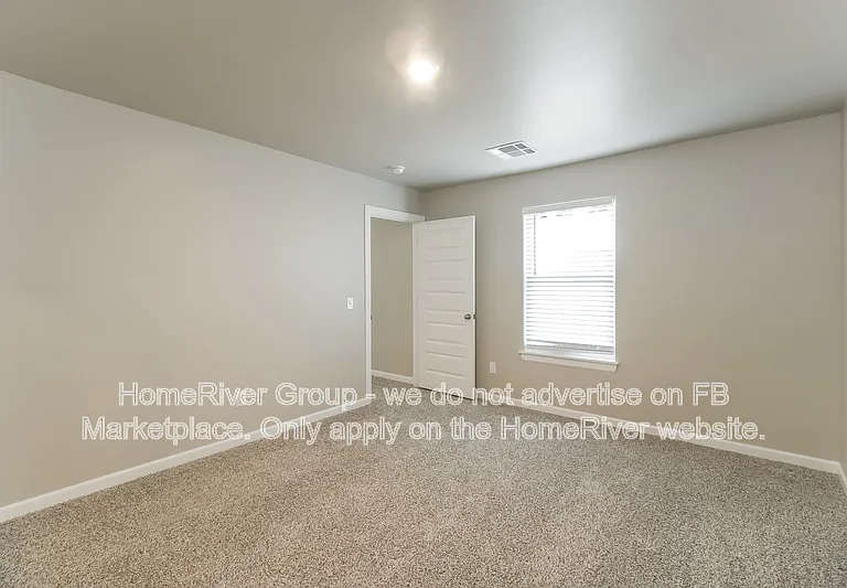 2516 Rosewood Ln — Photo 15