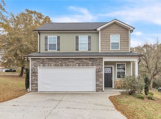 30 Haynes St, Piedmont, SC 29673
