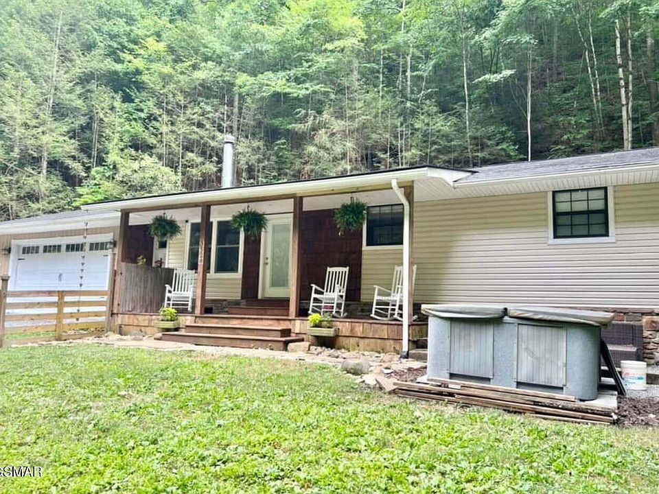 2nd image of 3528 Lost Branch Rd
