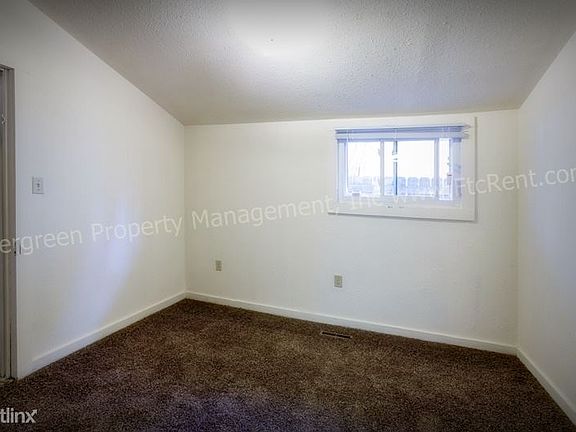 315 N Meldrum-20
