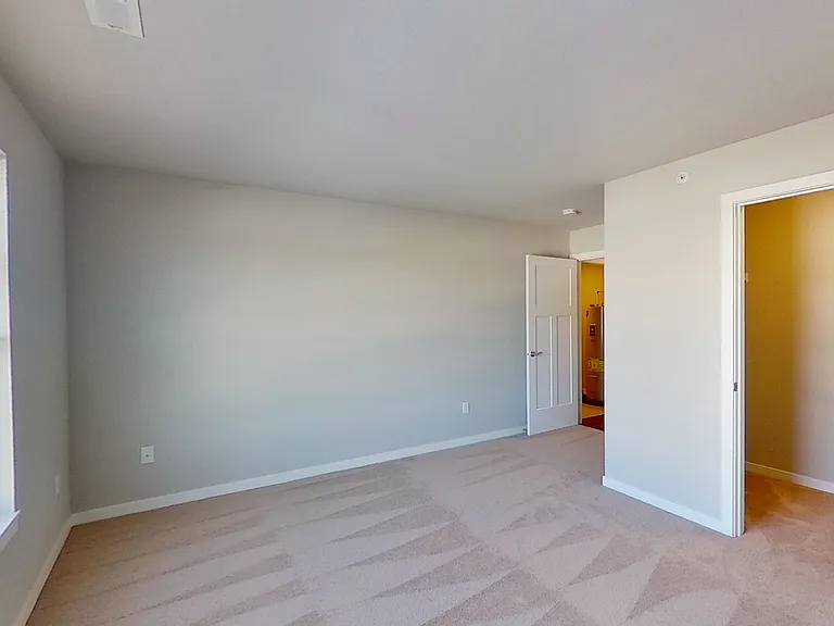 2002 American Eagle Dr #15 — Photo 21