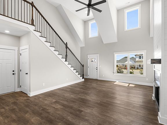 4th image of 376 Willow Grove Ct #66