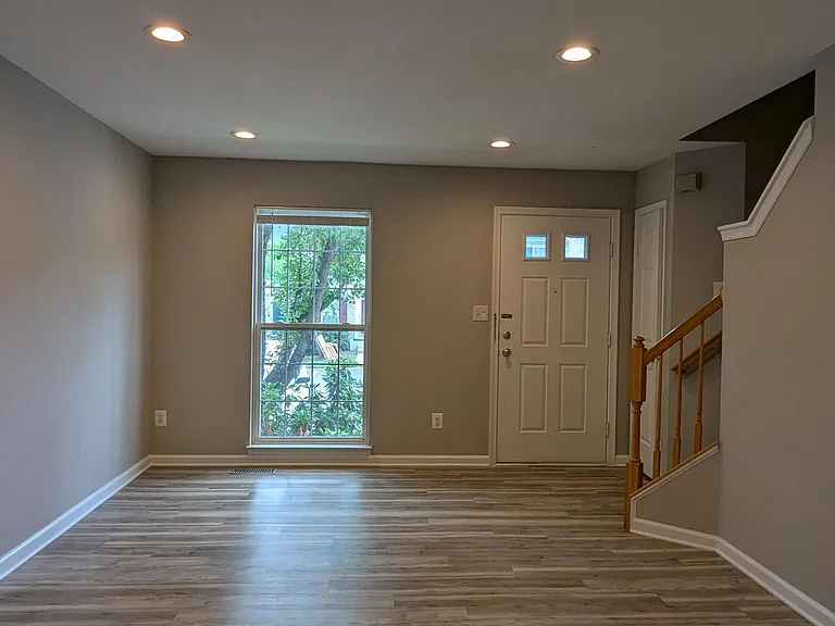 1875 Tiger Lily Cir — Photo 2