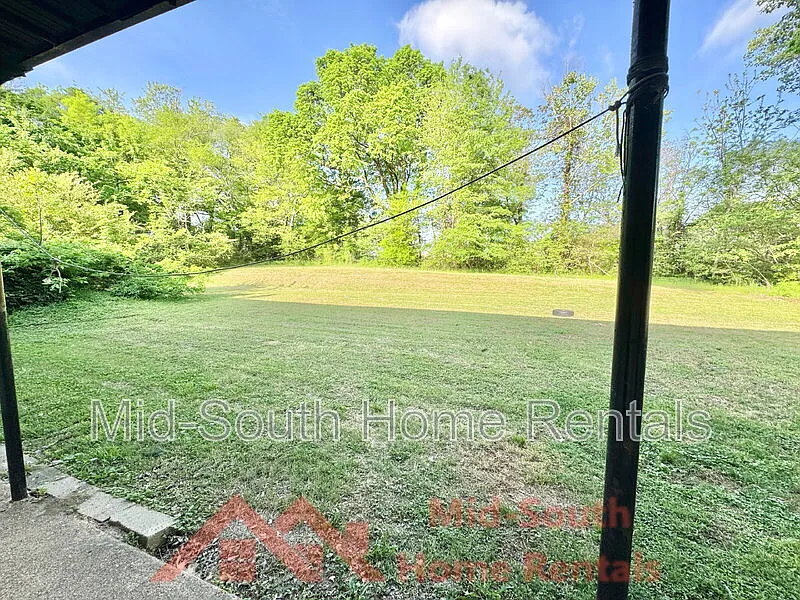 Building Photo - 487 Williams Ave #3