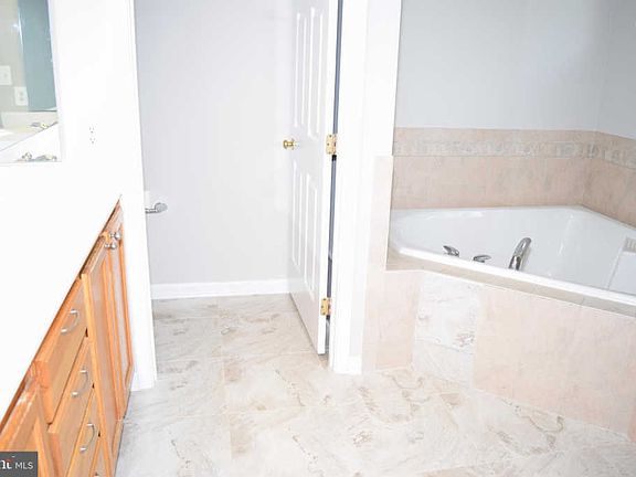 5th image of 8549 Okeefe Dr