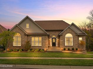 4010 Rivulet Ln, Jeffersontown, KY 40299